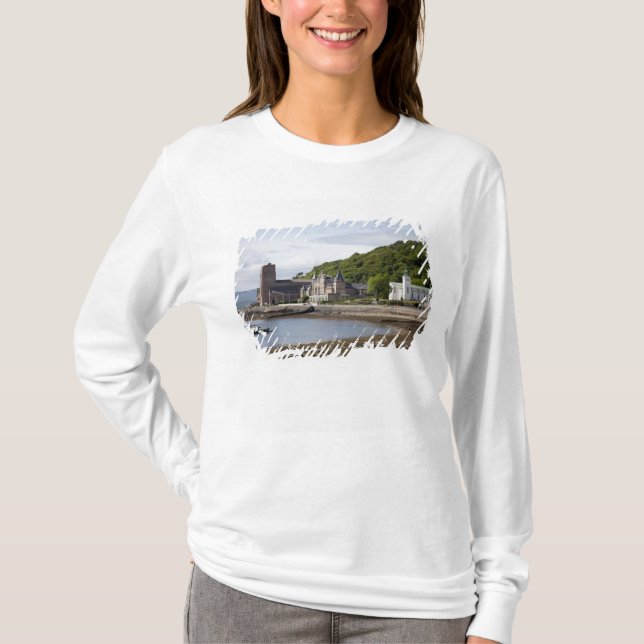 Küstensicht mit historischen Gebäude, Oban, T-Shirt (Vorderseite)