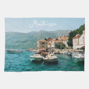 Küstenstadt Perast, Montenegro Geschirrtuch