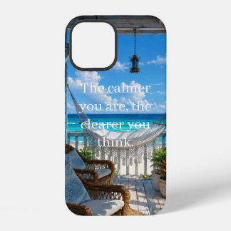 Küstenveranda mit Hängematte und türkisem Meer iPhone 12 Hülle