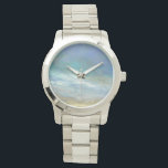 Küstenwolken Armbanduhr<br><div class="desc">Sheila Finch ist eine zeitgenössische Künstlerin, die Lieben hat, aufregende Bilder von Himmel, Land und atemberaubender Landschaft Kaliforniens zu malen. Dieses beeindruckende Aquarellbild der kalifornischen Küste, umgeben von Wolken, wurde offiziell von der World Art Group lizenziert. Es zeigt atemberaubende Lichtstrahlen, die über das schimmernde Meer gleiten. Der überzeugende Einsatz von...</div>