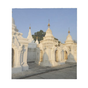 Kuthodaw Pagoda in Mandalay, bekannt als die Notizblock