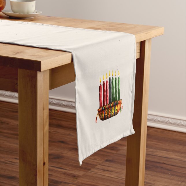 Kwanzaa Seven Candle Table Runner Kurzer Tischläufer (Beispiel)