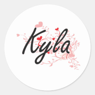 Kyla Artistic Name Design with Hearts Runder Aufkleber