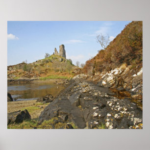 Kyleakin, Schottland. Die alten Ruinen von Poster