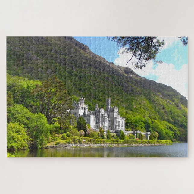 Kylemore Abbey Connemara Galway Irland. (Horizontal)