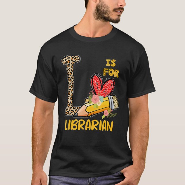 L ist für den Librarian Appreciation Leopard Back  T-Shirt (Vorderseite)