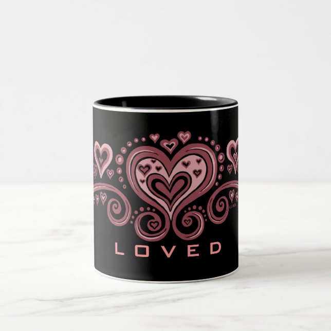L O V E D! ZWEIFARBIGE TASSE (Mittel)