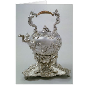 La bouilloire de thé et se tiennent prêt