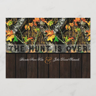 La Chasse Au Camo Wood Wedding Invitations