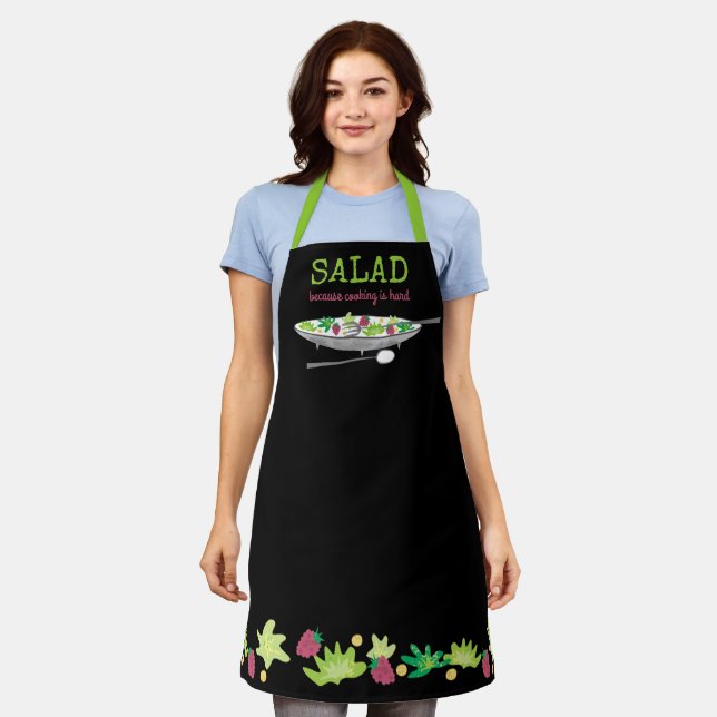 La cuisine à salade est un tablier de cuisine pers (Porté)