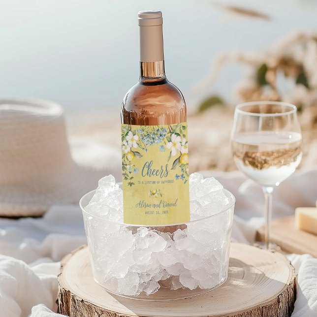 La Dolce Vita Lemon Mariage Étiquette de bouteille (Toast to love—wine labels that turn bottles into memorable favors.)