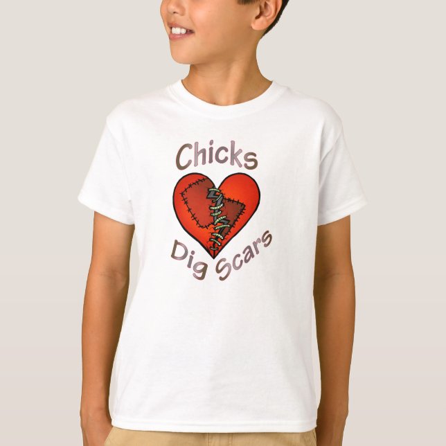 La fouille de poussins marque le T-shirt (Devant)