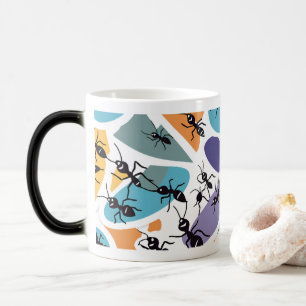 La fourmi caricaturale de Mugs
