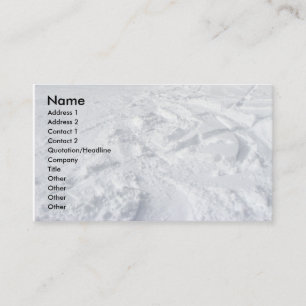 La neige de montagne traîne le carte de visite