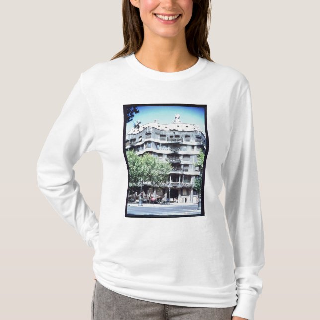 La Pedrera oder Casa Mila, 1905-10 T-Shirt (Vorderseite)