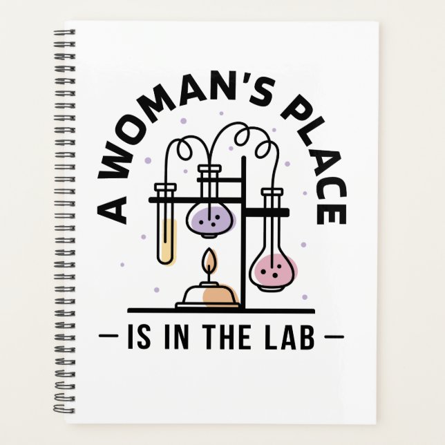 La place d'une femme est au labo – Art STEM (Devant)
