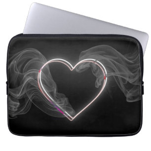 La Saint-Valentin fumante sur ce sac d'électroniqu