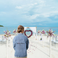 La servante d'honneur du Mariage de la fête de bac