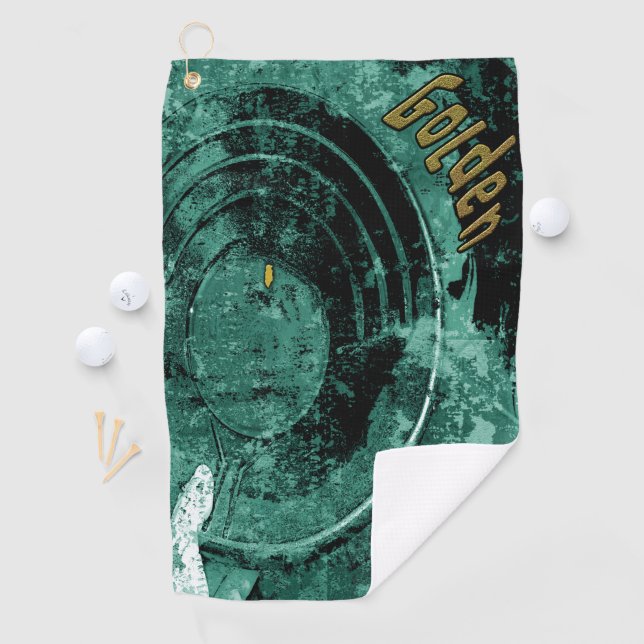 La serviette de golf pour piège à nugget doré (En situation)