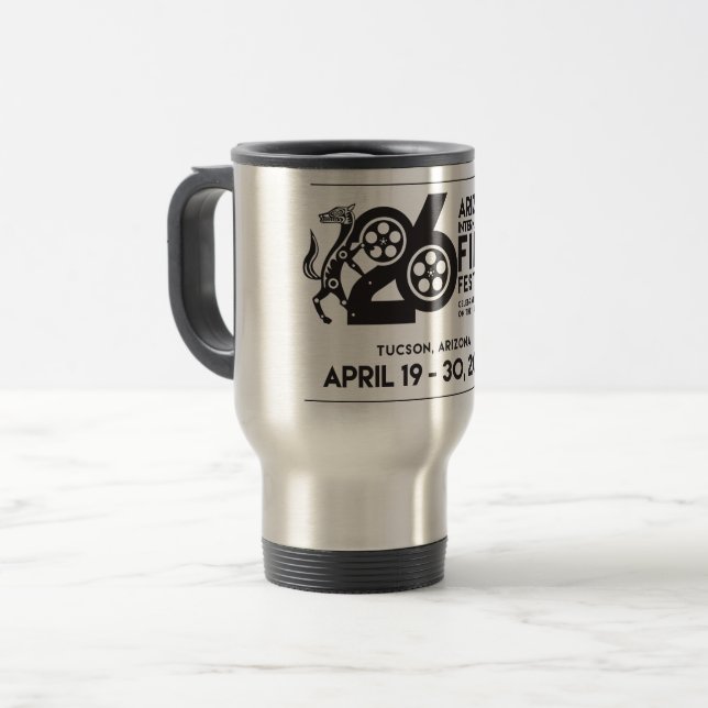 La tasse 2017 du voyageur d'AIFF (Devant gauche)