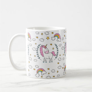 La tasse d'arc-en-ciel de licorne opacifie le