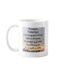 La tasse d'aube de matin