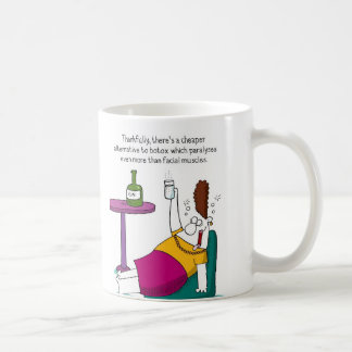 La tasse de genièvre du botox du peloton impair