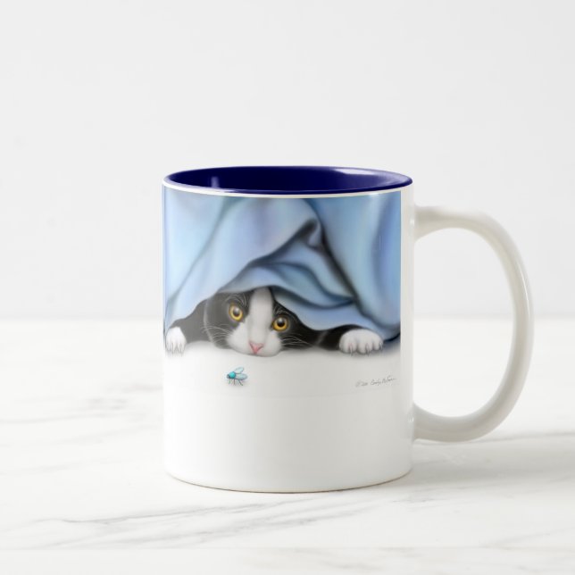 La tasse de jouet de chat de vol (Droit)