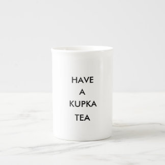 La tasse de thé de Kupka de médias d'excès