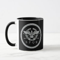 La tasse d'emblème d'empire romain