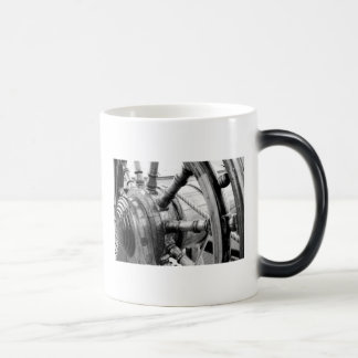 La trémie de grâce embarque la tasse de café