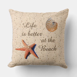 La vie est meilleure à la plage coussin