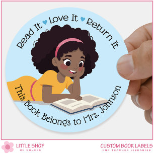 Labels der Klassenbibliothek für Girl Reading Book Runder Aufkleber