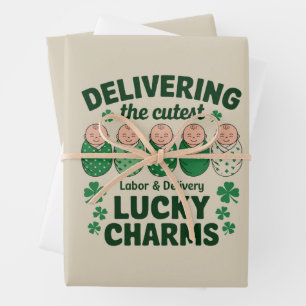 Labor & Delivery Glücksbringer-Nurse Shamrock  Geschenkpapier Set