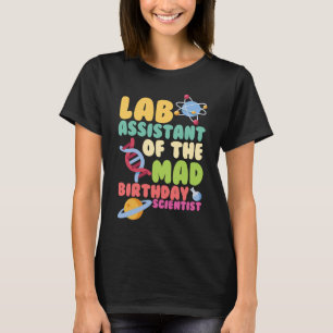 Labrador Assistentin des Geburtstagswissenschaftle T-Shirt