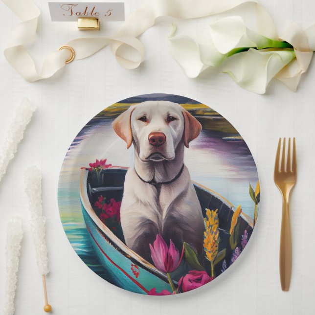 Labrador auf einem Paddle: Ein Landschaftliches Ab Pappteller (Hochzeit)