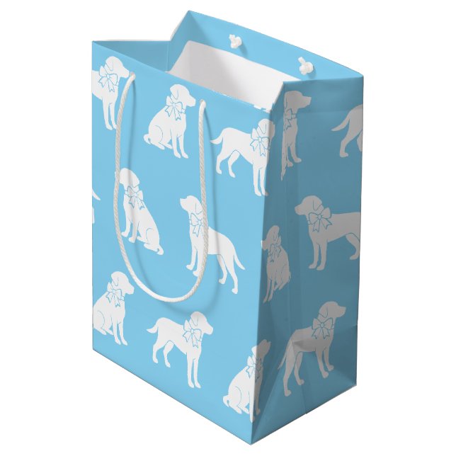 Labrador Hund in Big Gift Bow Mittlere Geschenktüte (Rückseite Schrägansicht)