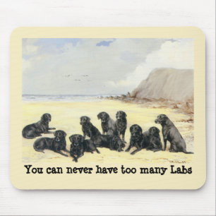 Labrador-Retriever auf dem Strand Mousepad