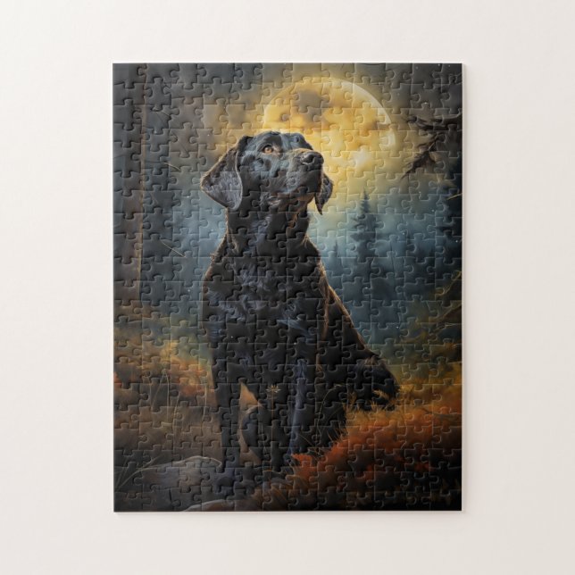 Labrador Retriever in mondbeleuchteter Nacht (Vertikal)
