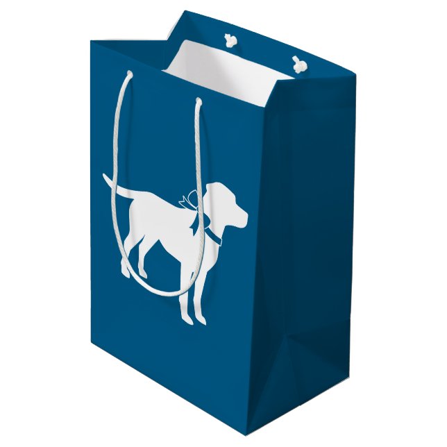 Labrador Theme - Dog Baby Shower Blue Labrador Mittlere Geschenktüte (Rückseite Schrägansicht)
