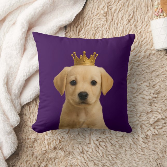 Labrador Welpe in Gold Crown Niedlich Kissen (Decke)