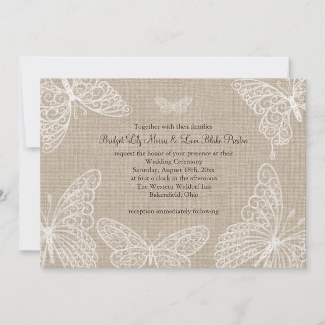 Lace Butterflies auf Burlap Wedding Einladung 2 (Vorderseite)