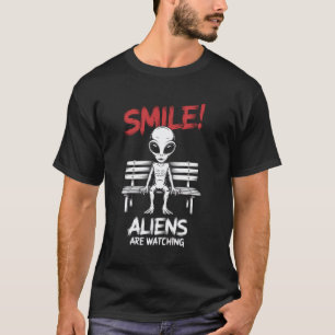 Lächeln Außerirdische beobachten Witz Sagen Lustig T-Shirt