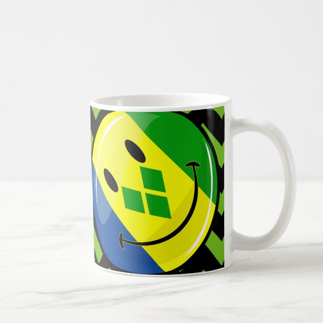 Lächeln der Flagge des St. Vincent und der Grenadi Kaffeetasse (Rechts)