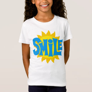 Lächeln mit einem Clown T-Shirt