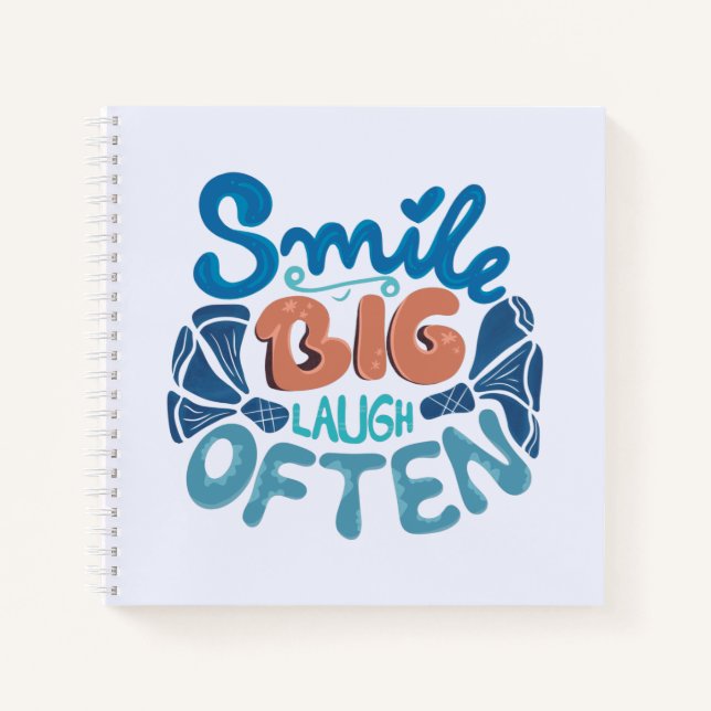 Lächeln Sie oft Big Lächeln: Herzwärmenmeldung Notizbuch (Vorderseite)