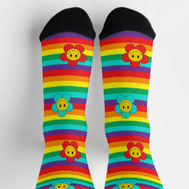 Lächeln von Emoji Daisies auf Regenbogenstreifen Socken