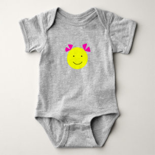 Lächelnde Süsse Baby Strampler