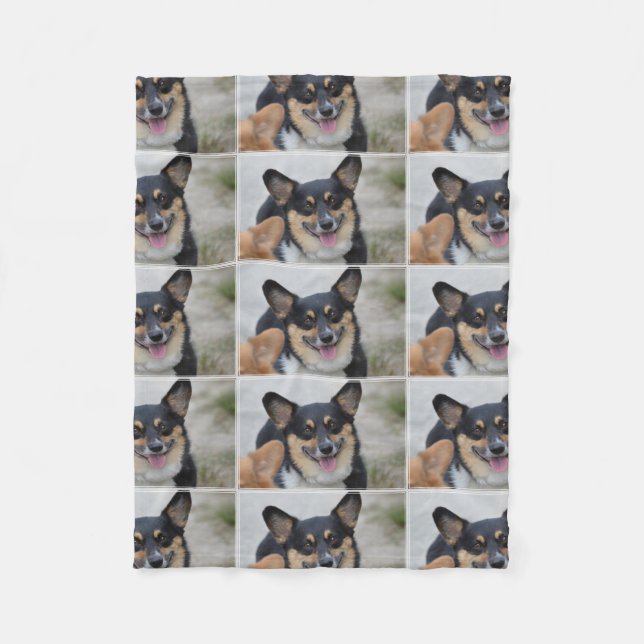 Lächelnder Corgi Fleecedecke (Vorderseite)