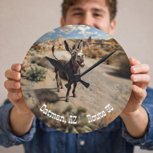 Lächelnder Esel, Oatman Arizona, Route 66 Runde Wanduhr